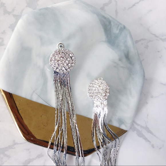 Sexy look Diamond Tassel Earrings in Silver - Picture 2 of 4